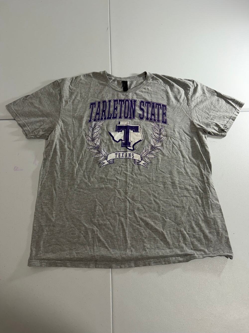 Tarleton State Texans T Shirt Mens XL Gray College University Crest Logo